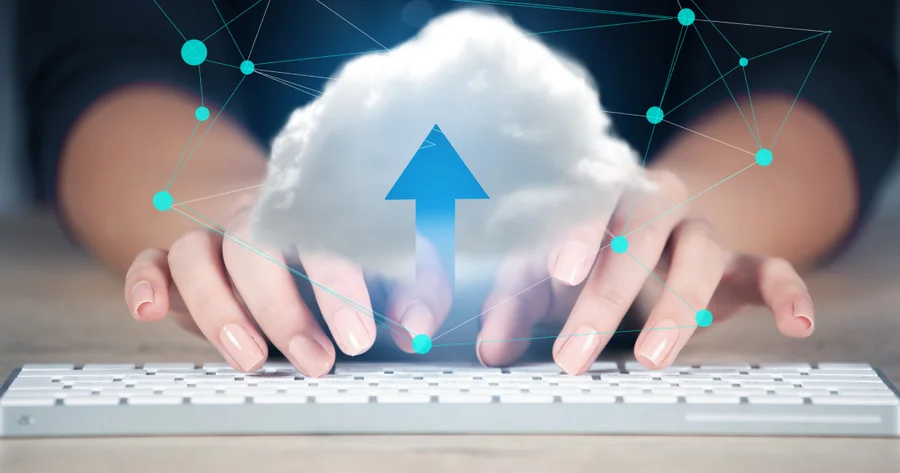 Cloudflare construyó un clon de Next.js en una semana con IA — Vercel encontró 7 vulnerabilidades en dos días